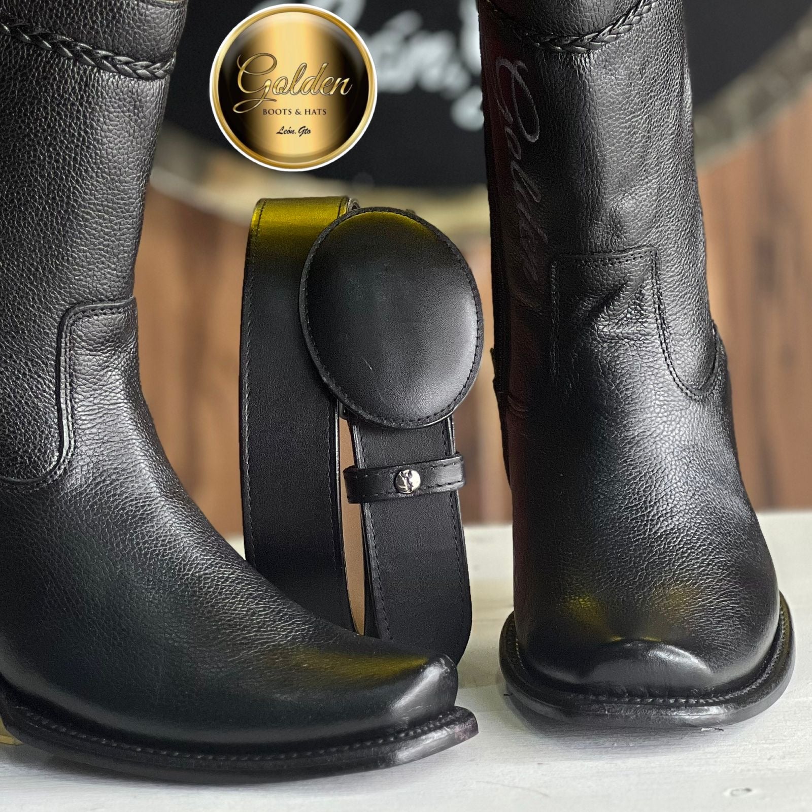 Botín Golden Venado Negro & Cinto