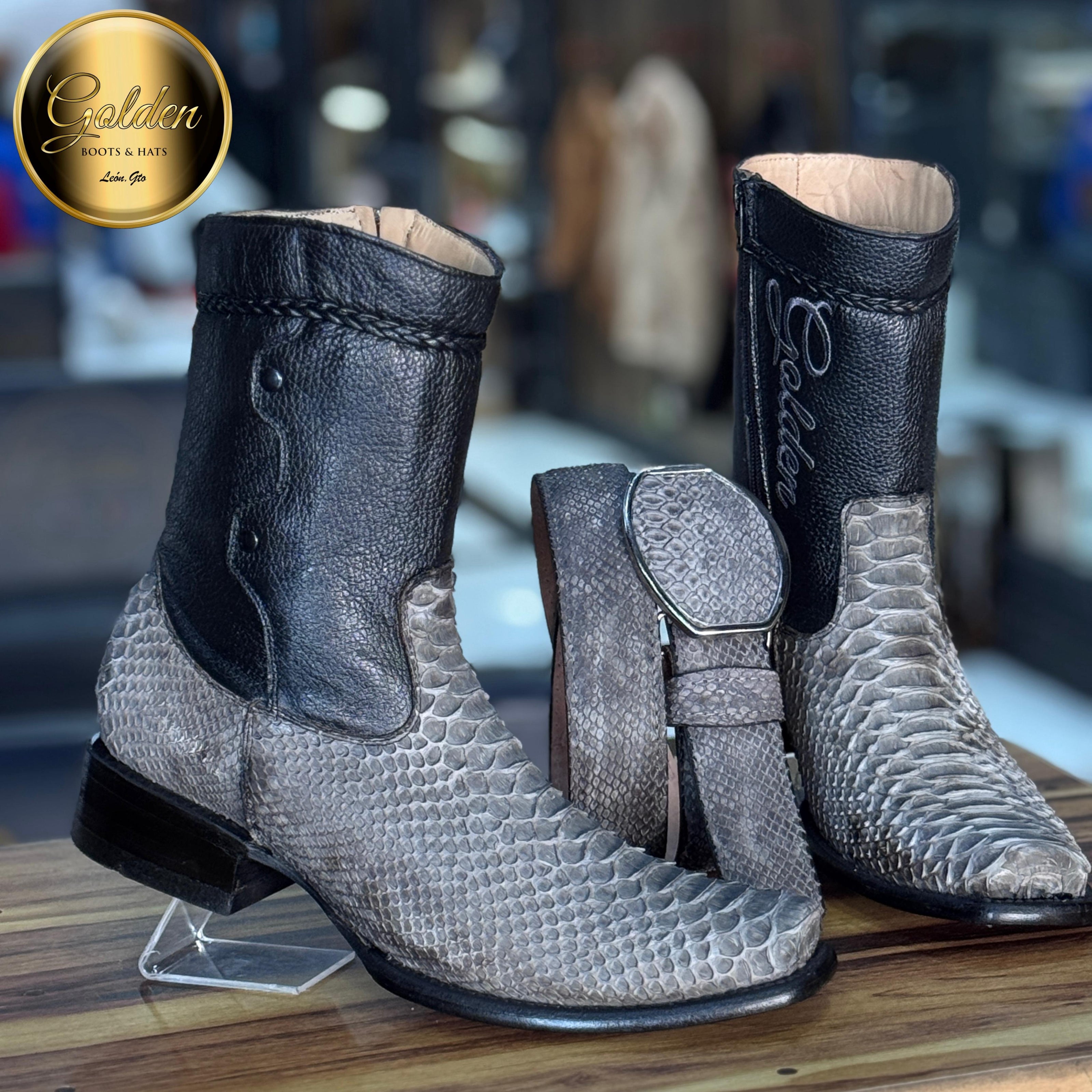 Botín Golden Piton Nobuk Gris