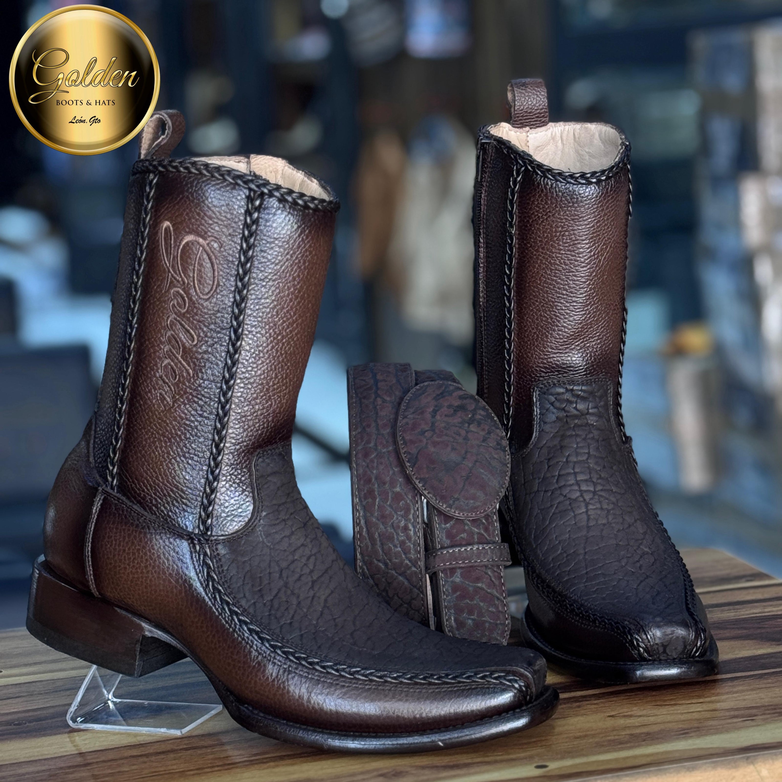 Botín Valentin Cuello De Toro Café