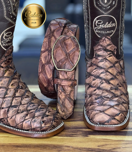 Bota Bulldog Golden Pescado Café Lustrado