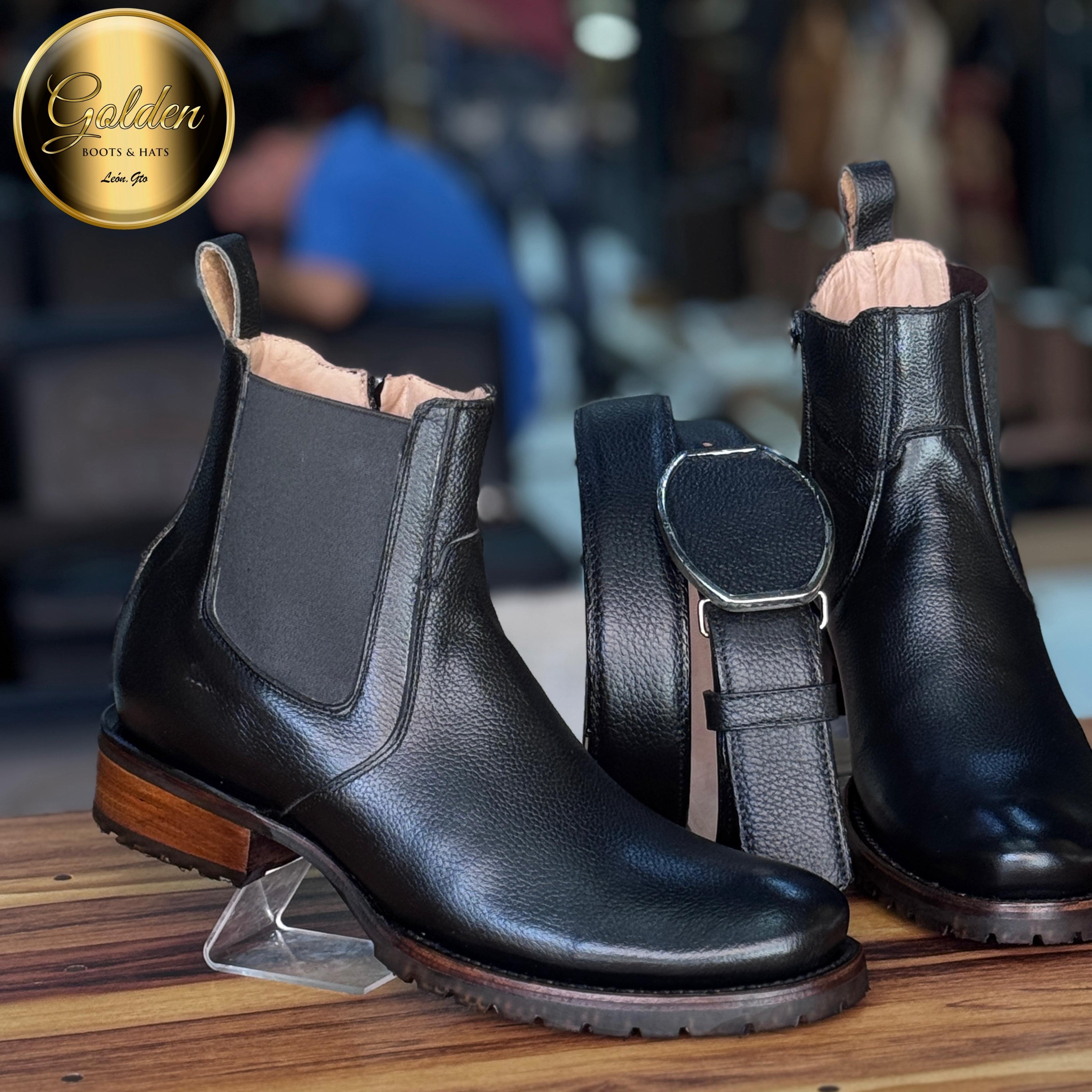 Botín Oval Golden Venado Negro Suela Truck ( Golden )