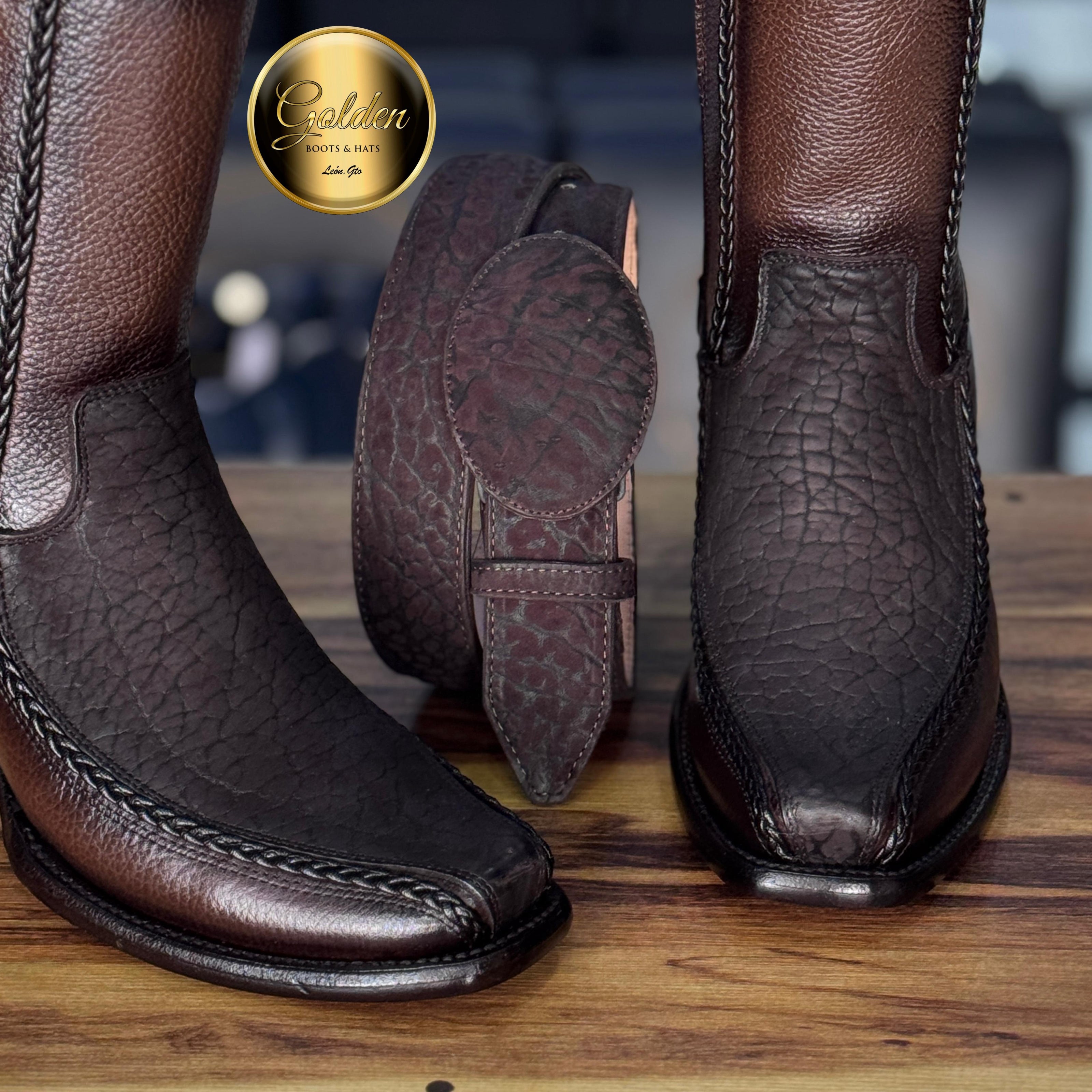 Botín Valentin Cuello De Toro Café